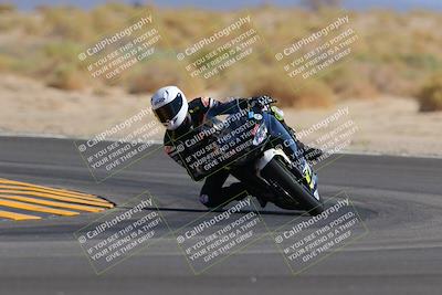 media/Oct-08-2022-SoCal Trackdays (Sat) [[1fc3beec89]]/Turn 16 (125pm)/